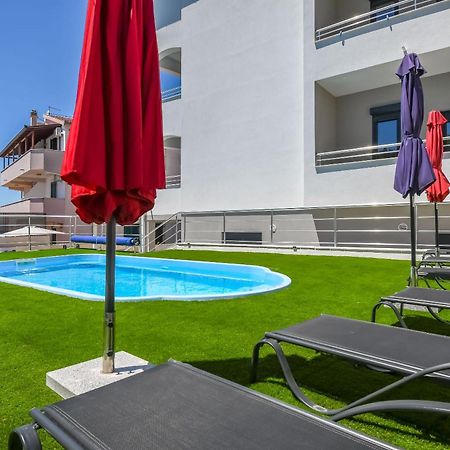 Apartments Neli โตรกีร์ ภายนอก รูปภาพ