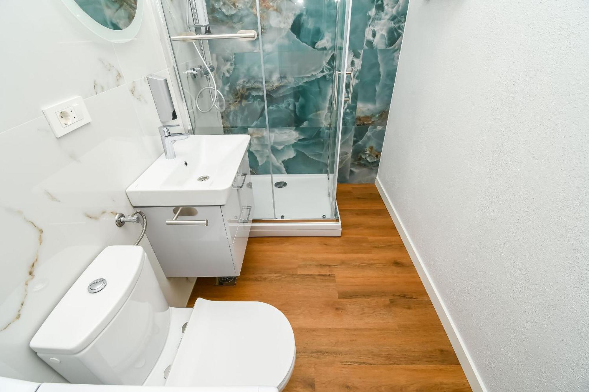 Apartments Neli โตรกีร์ ภายนอก รูปภาพ